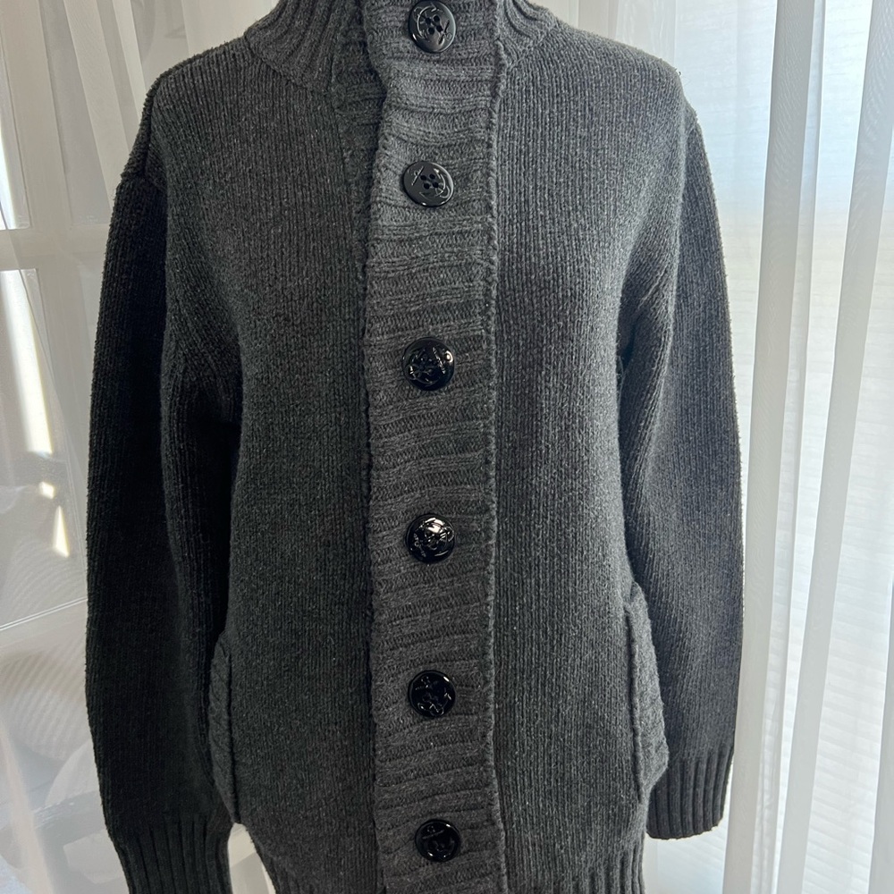 Men's Gray Sweater with Button-Up Design